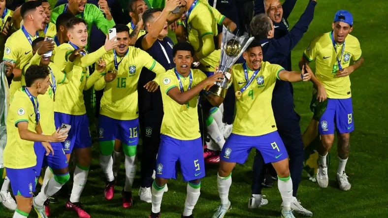 Akademi Sepak Bola Brazil: Melahirkan Bintang Dunia